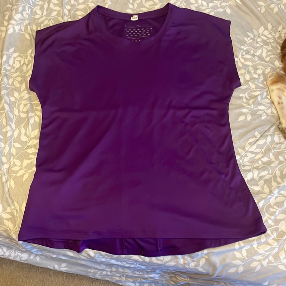 Womens Champion workout shirt